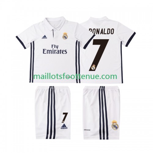 Maillot/Tenue Real Madrid Cristiano Ronaldo 7 2016 2017 Retro Enfant Domicile Maillot/Tenue Real Madrid Cristiano Ronaldo 7 2016 2017 Retro Enfant Domicile